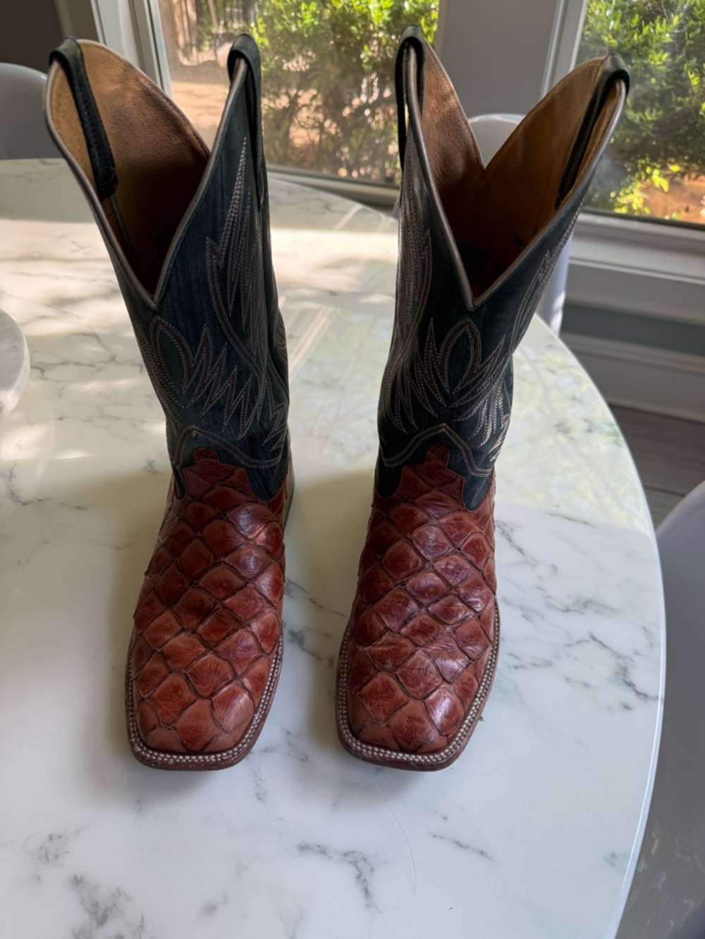 Men's Brown Exotic-Pattern Western Boots with Black Shaft